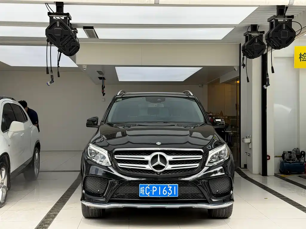 Mercedes-Benz GLE (Import) — фото 2