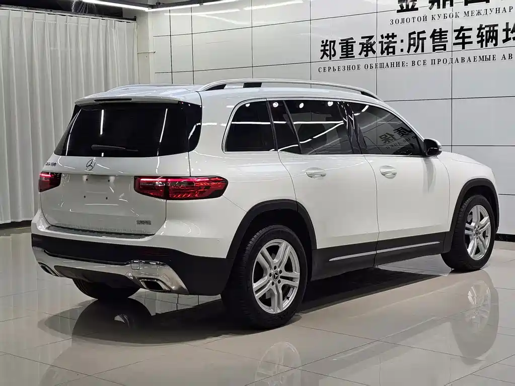 Mercedes-Benz GLB — фото 4