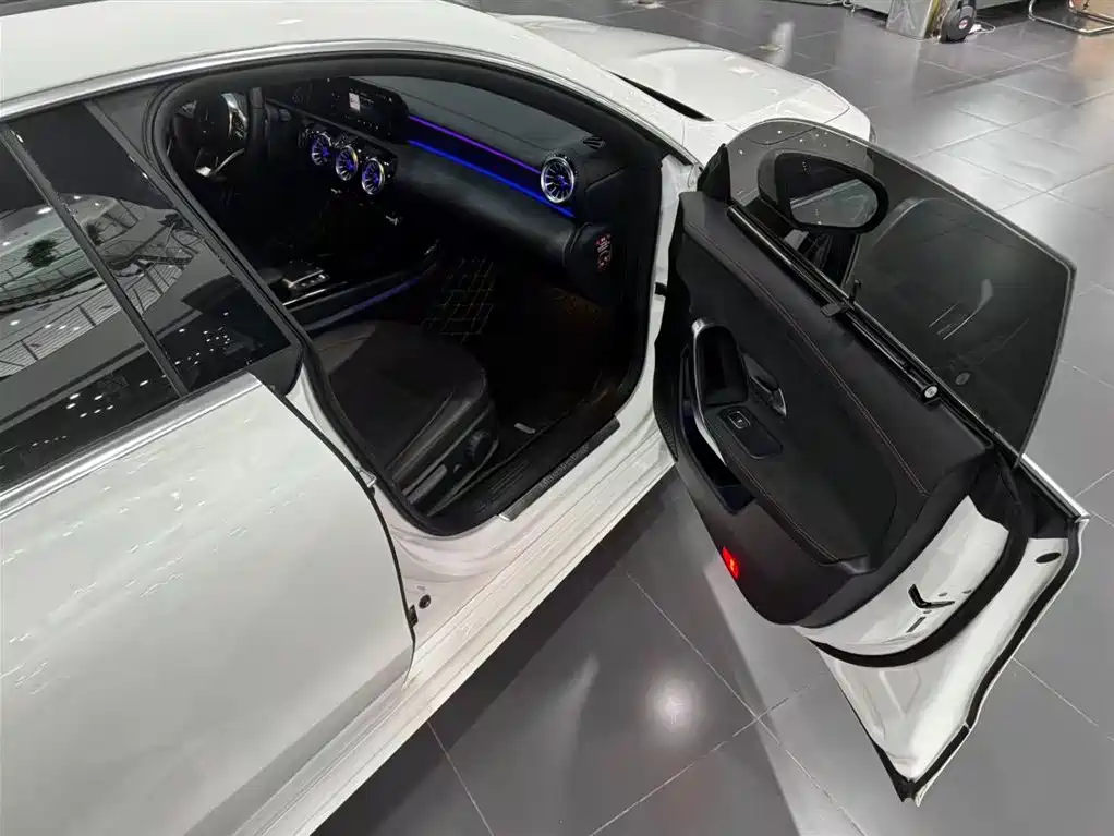 Mercedes-Benz CLA (Import) — фото 22