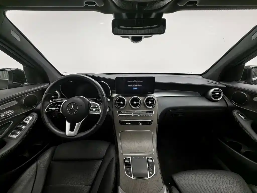 Mercedes-Benz GLC — фото 5