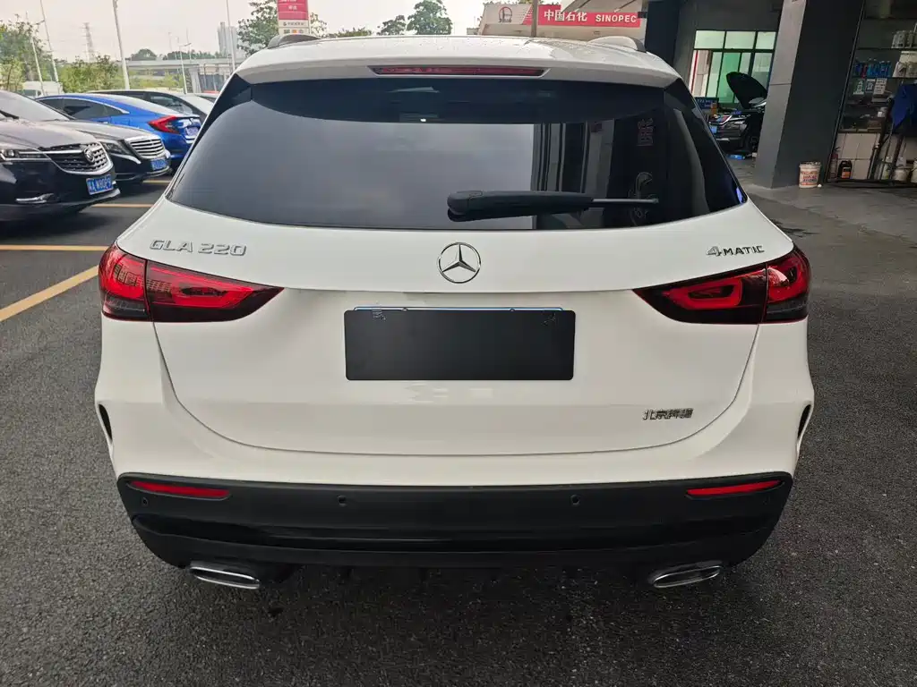 Mercedes-Benz GLA — фото 8