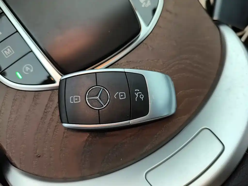Mercedes-Benz GLC — фото 9