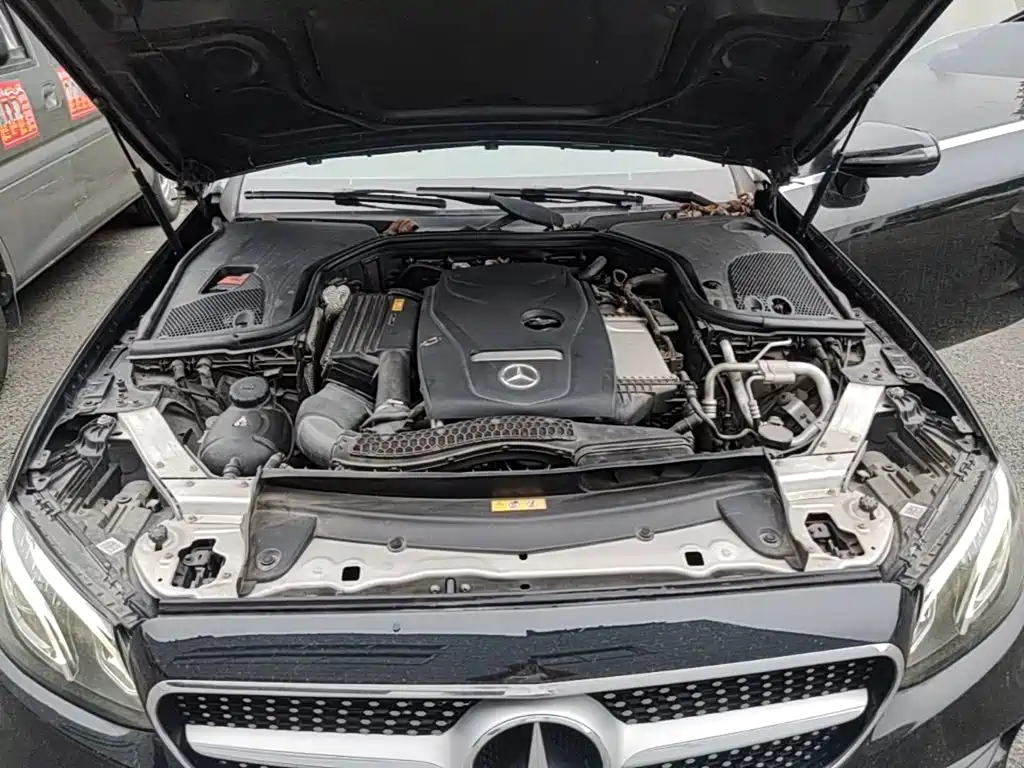 Mercedes-Benz E-Class (Import) — фото 20