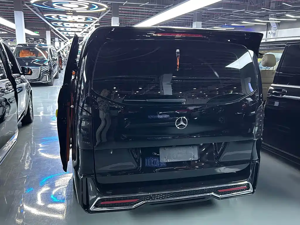 Mercedes-Benz Vito — фото 16
