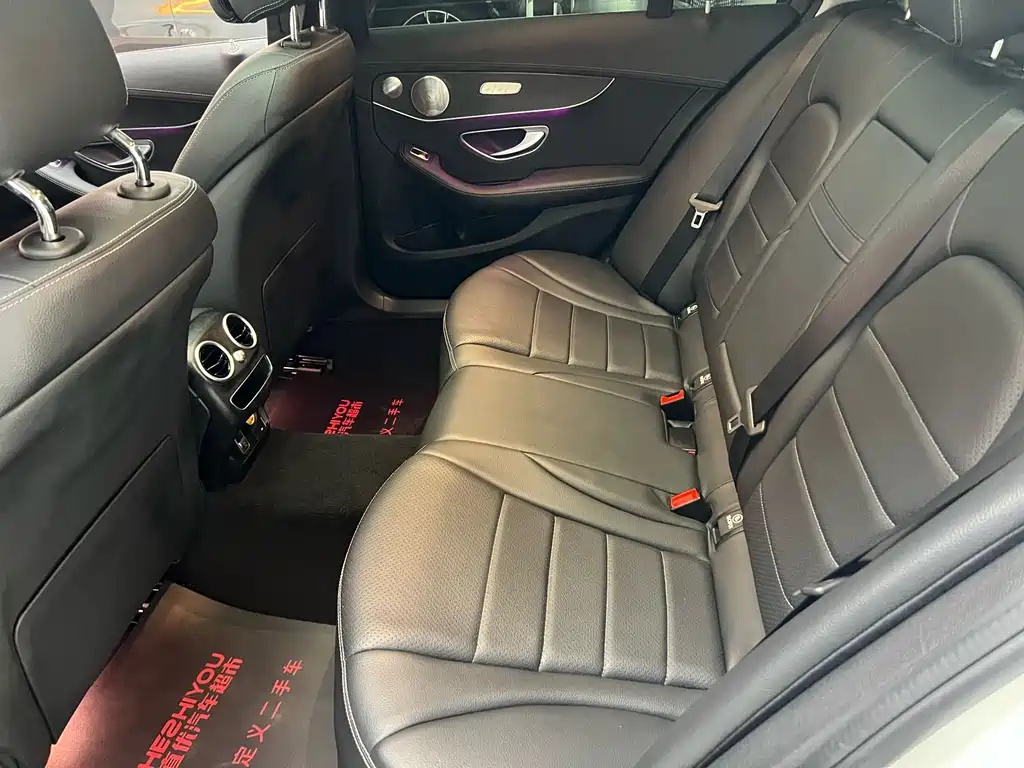 Mercedes-Benz C-Class — фото 10