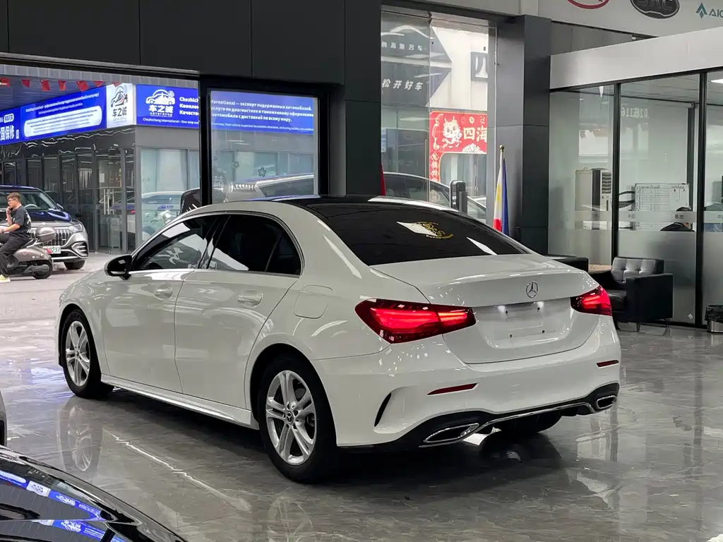 Mercedes-Benz A-Class — фото 14