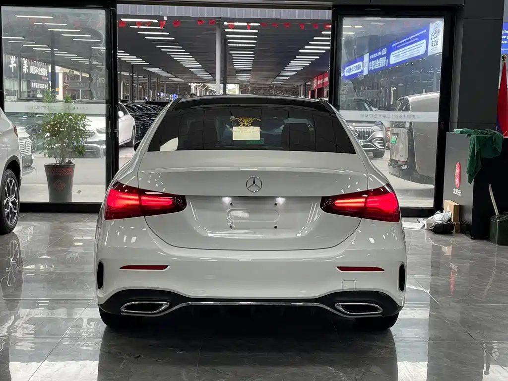 Mercedes-Benz A-Class — фото 15