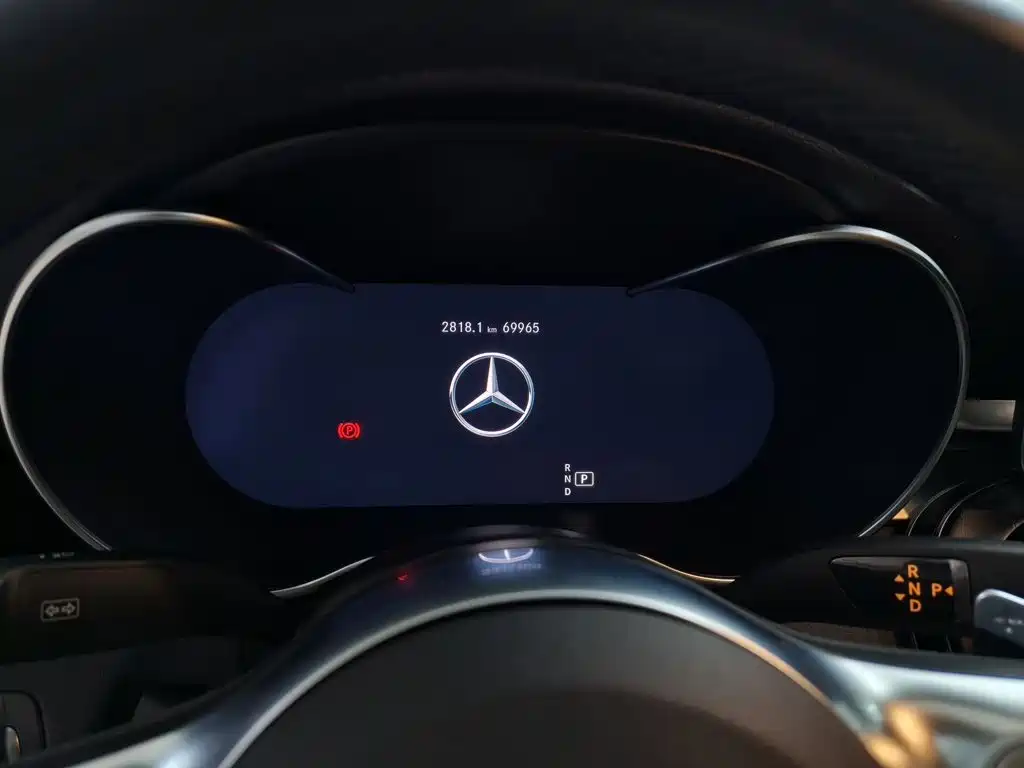 Mercedes-Benz C-Class — фото 11