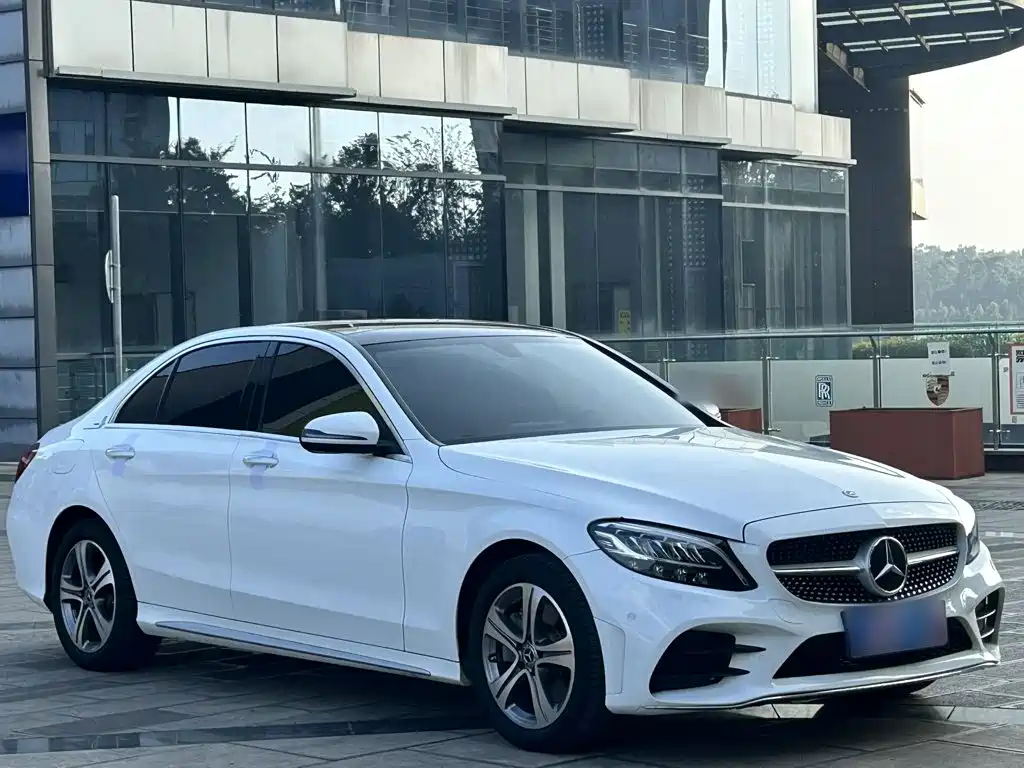 Mercedes-Benz C-Class — фото 4