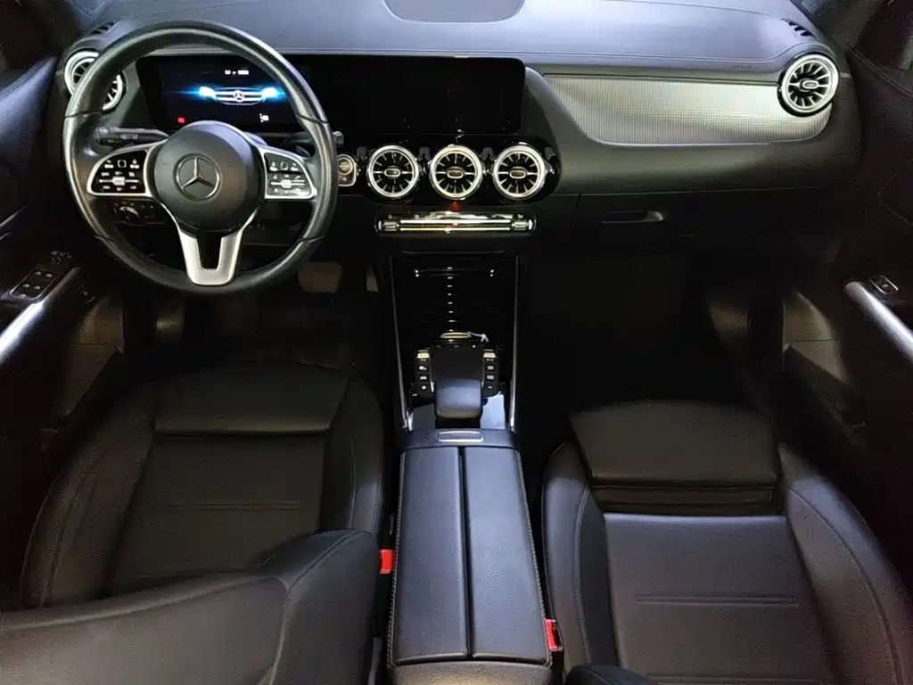 Mercedes-Benz GLA — фото 14