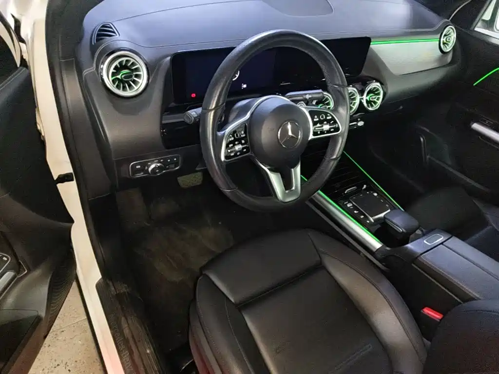 Mercedes-Benz GLA — фото 21