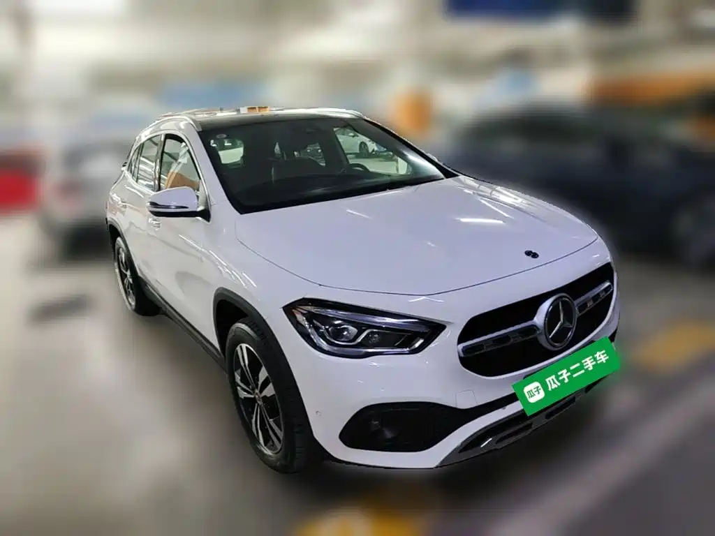 Mercedes-Benz GLA — фото 6