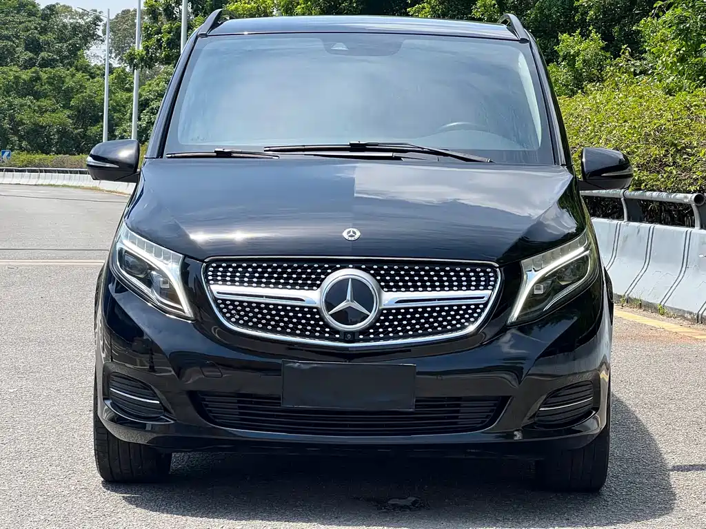 Mercedes-Benz V-Class — фото 2