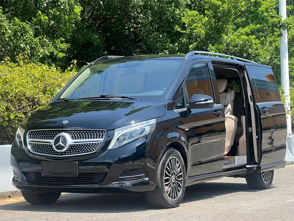 Mercedes-Benz V-Class — фото 4