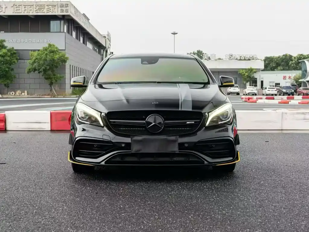 Mercedes-Benz CLA AMG — фото 3