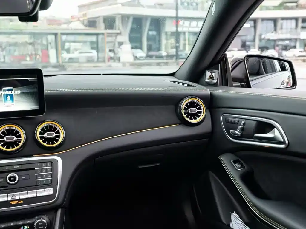 Mercedes-Benz CLA AMG — фото 5