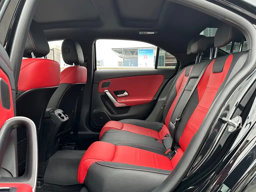 Mercedes-Benz A-Class AMG — фото 10