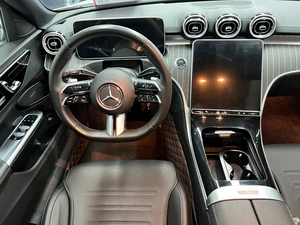 Mercedes-Benz C-Class — фото 6