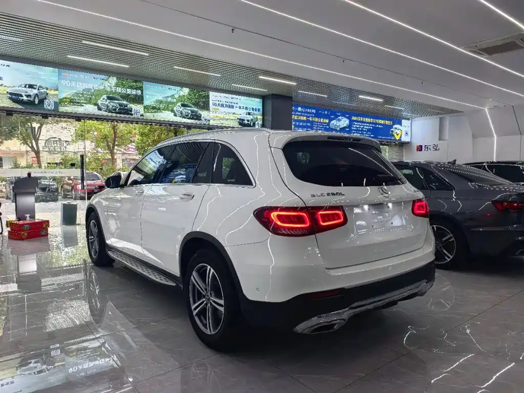 Mercedes-Benz GLC — фото 5