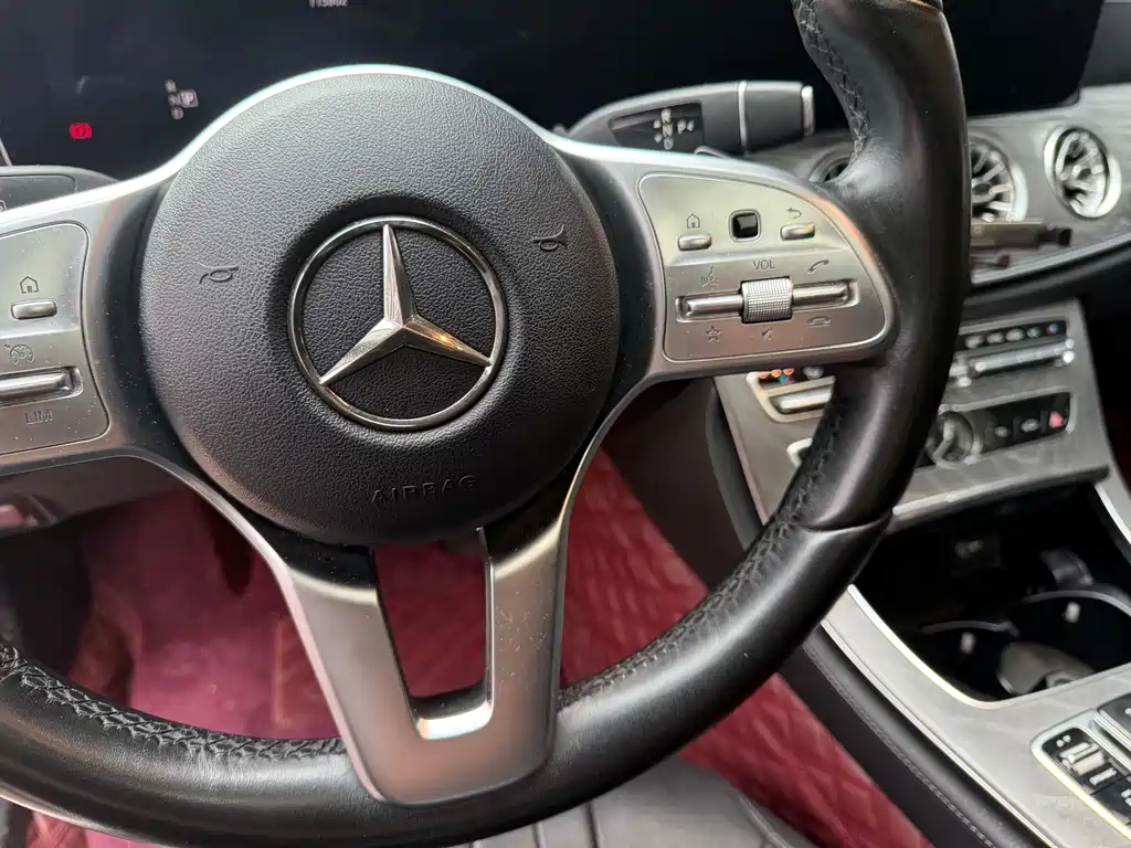 Mercedes-Benz CLS — фото 8
