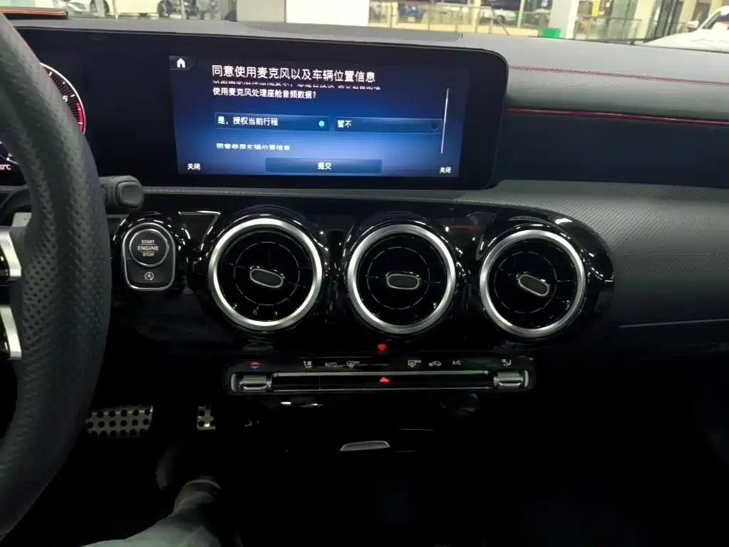 Mercedes-Benz CLA (Import) — фото 13