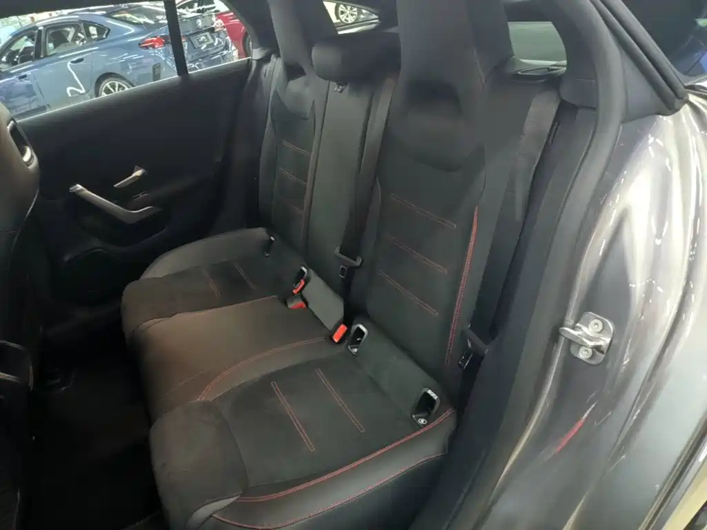 Mercedes-Benz CLA (Import) — фото 17
