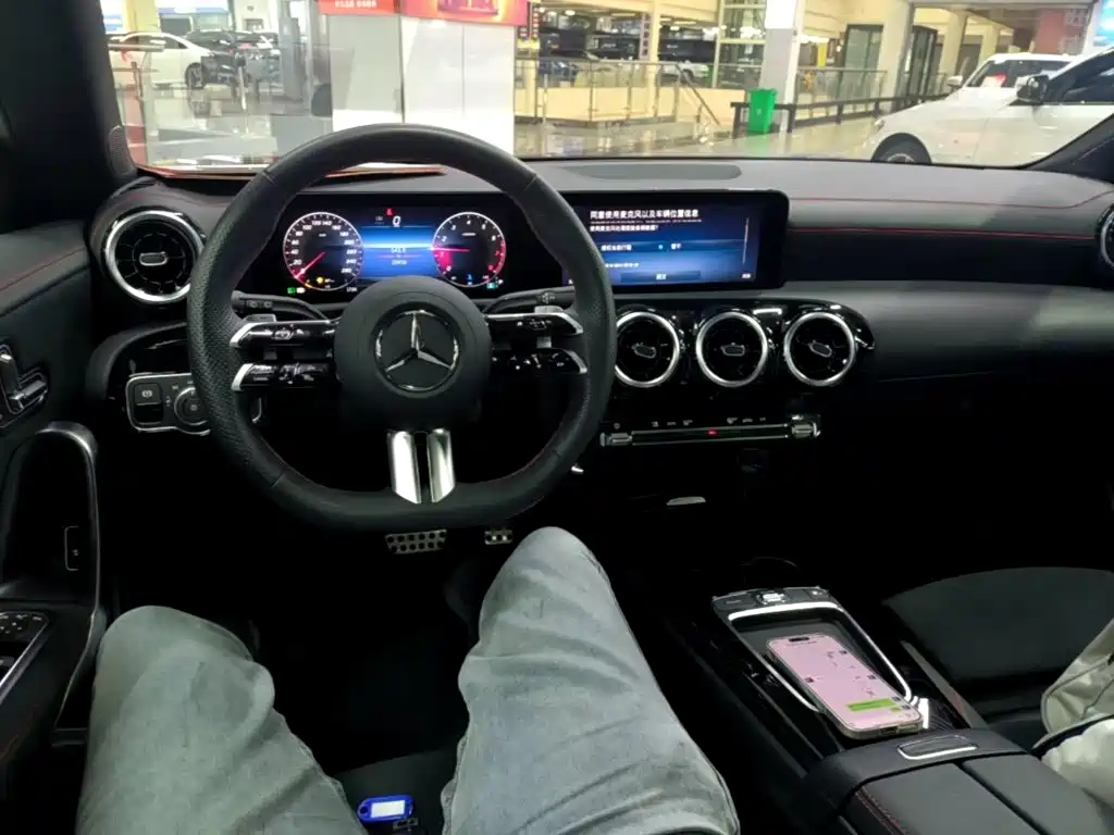 Mercedes-Benz CLA (Import) — фото 10