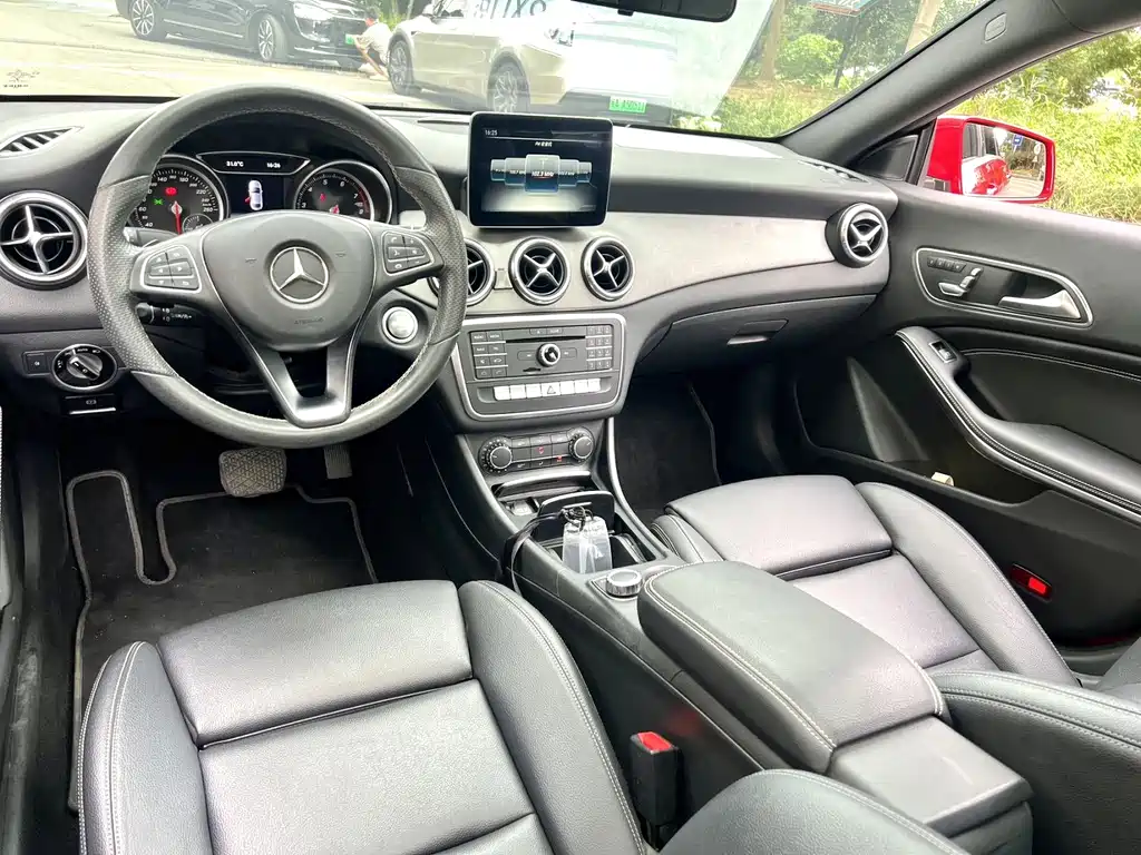 Mercedes-Benz CLA (Import) — фото 6