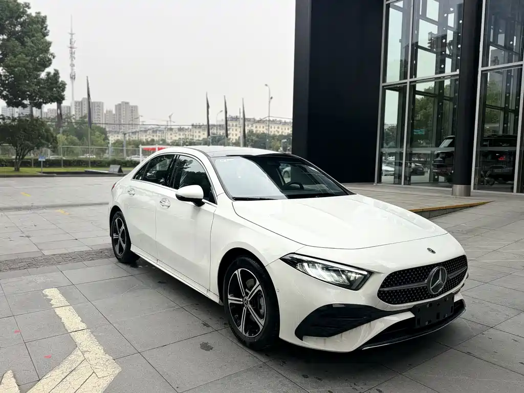 Mercedes-Benz A-Class — фото 3
