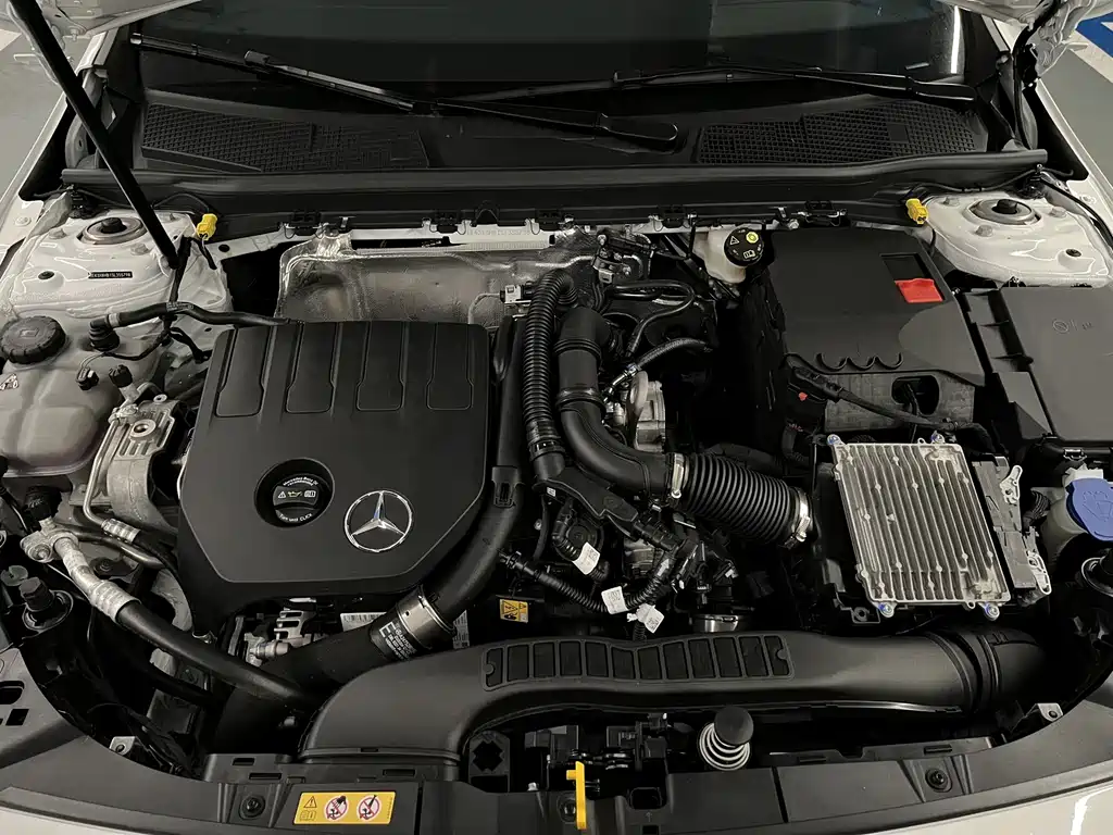 Mercedes-Benz A-Class — фото 14