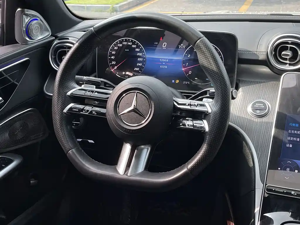 Mercedes-Benz C-Class — фото 13