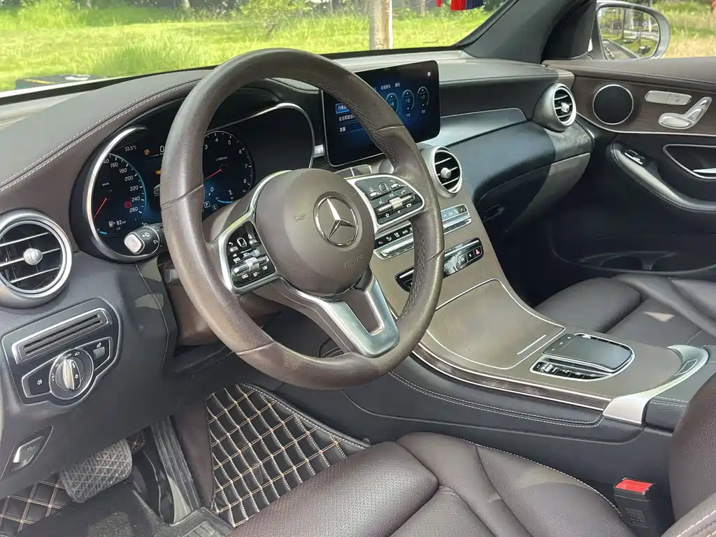 Mercedes-Benz GLC — фото 4