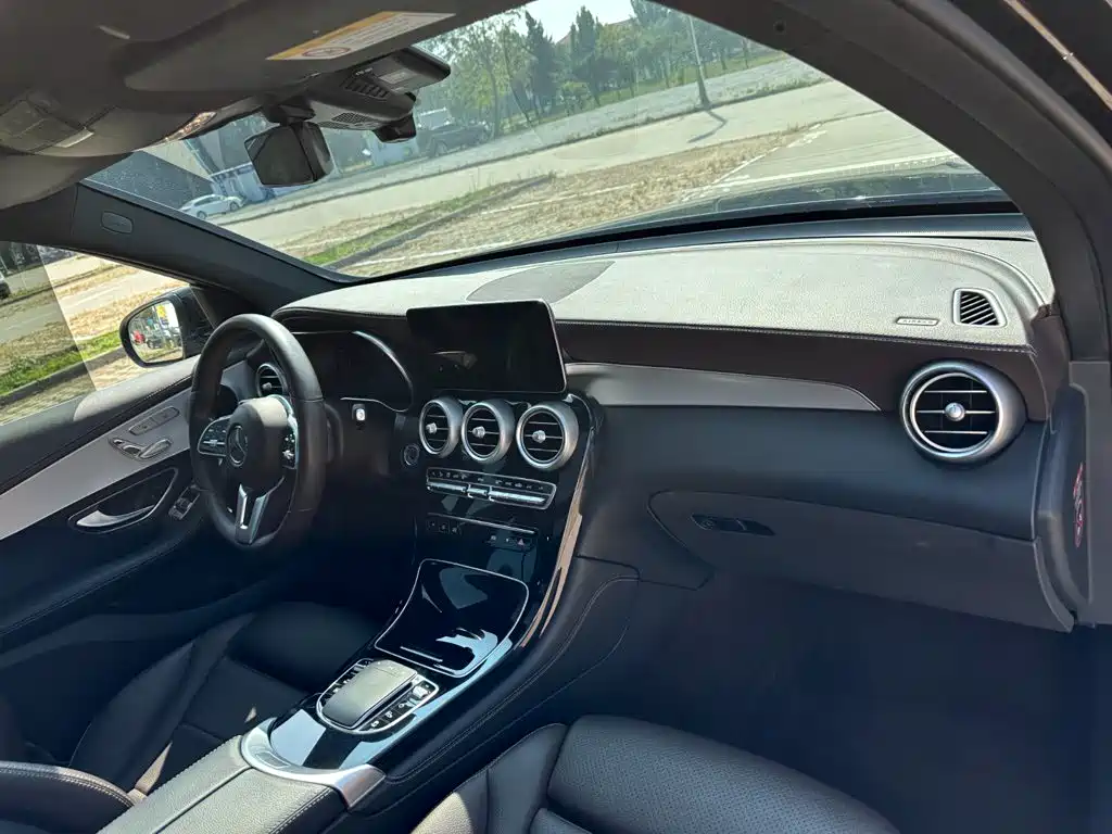 Mercedes-Benz GLC — фото 17