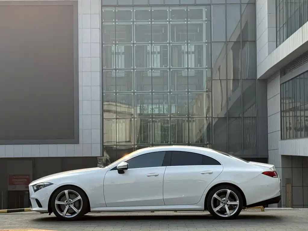 Mercedes-Benz CLS — фото 9