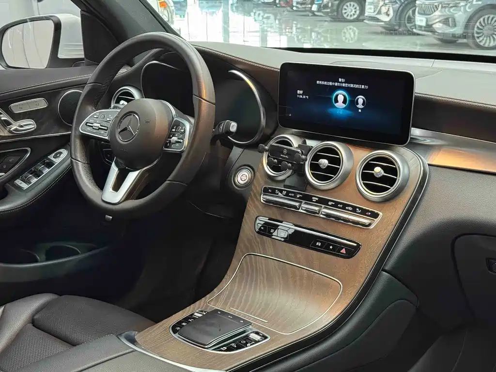 Mercedes-Benz GLC — фото 17