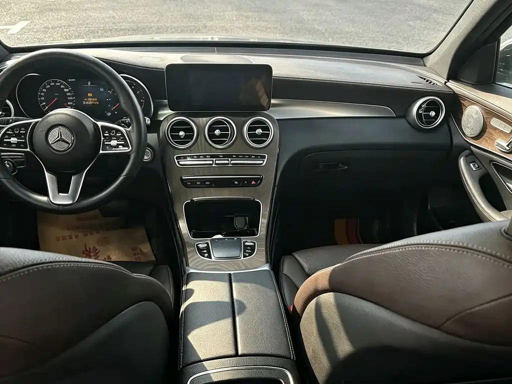 Mercedes-Benz GLC — фото 11