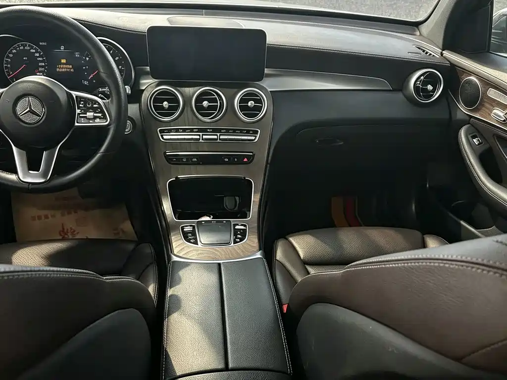 Mercedes-Benz GLC — фото 10