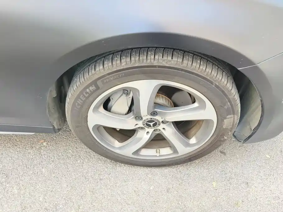 Mercedes-Benz E-Class — фото 6