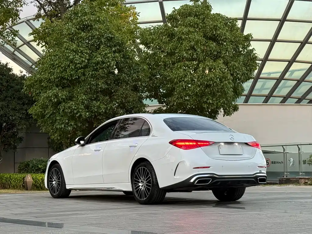 Mercedes-Benz C-Class — фото 9
