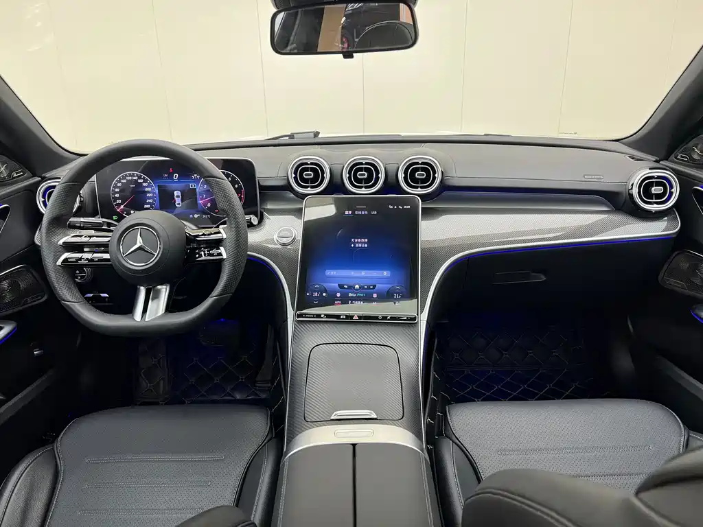 Mercedes-Benz C-Class — фото 15