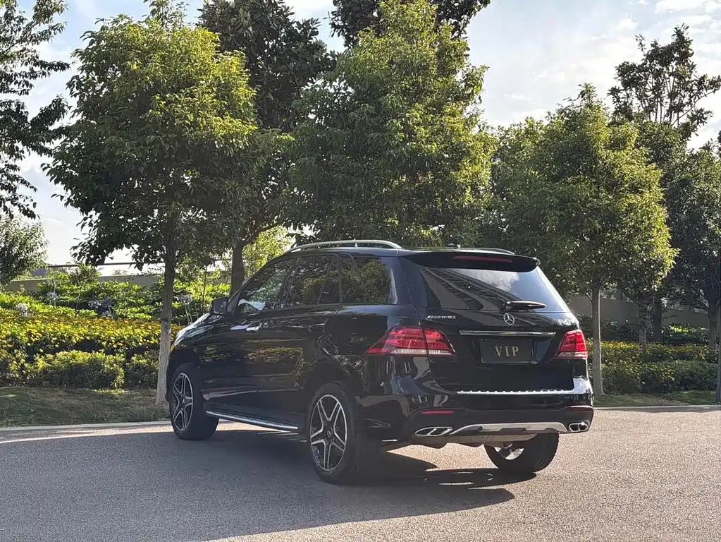 Mercedes-Benz GLE AMG — фото 6