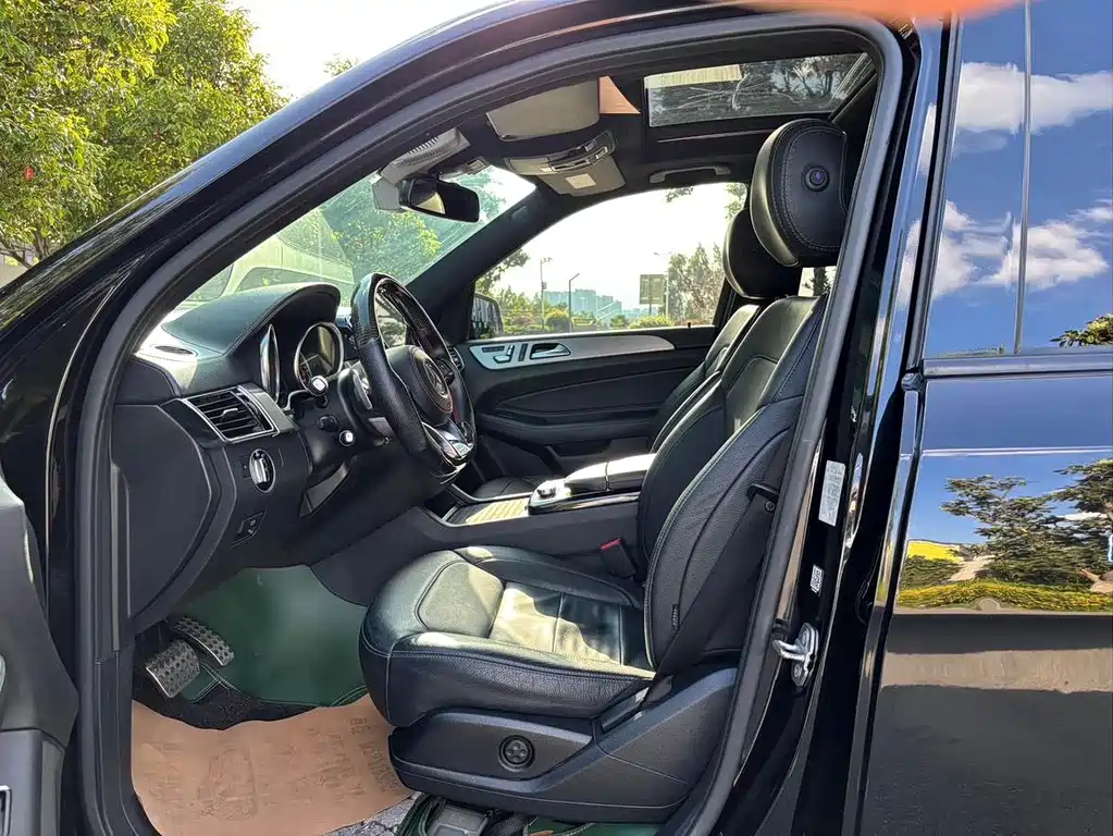Mercedes-Benz GLE AMG — фото 10