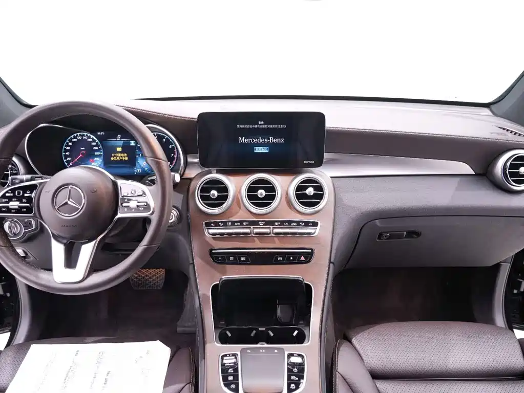 Mercedes-Benz GLC — фото 17