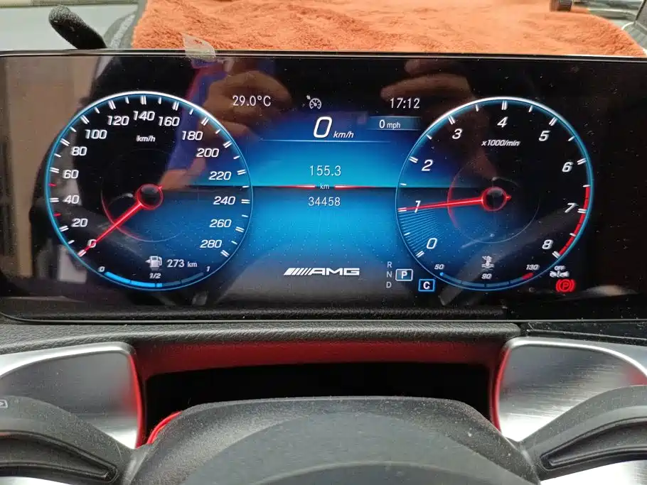 Mercedes-Benz GLB AMG — фото 14