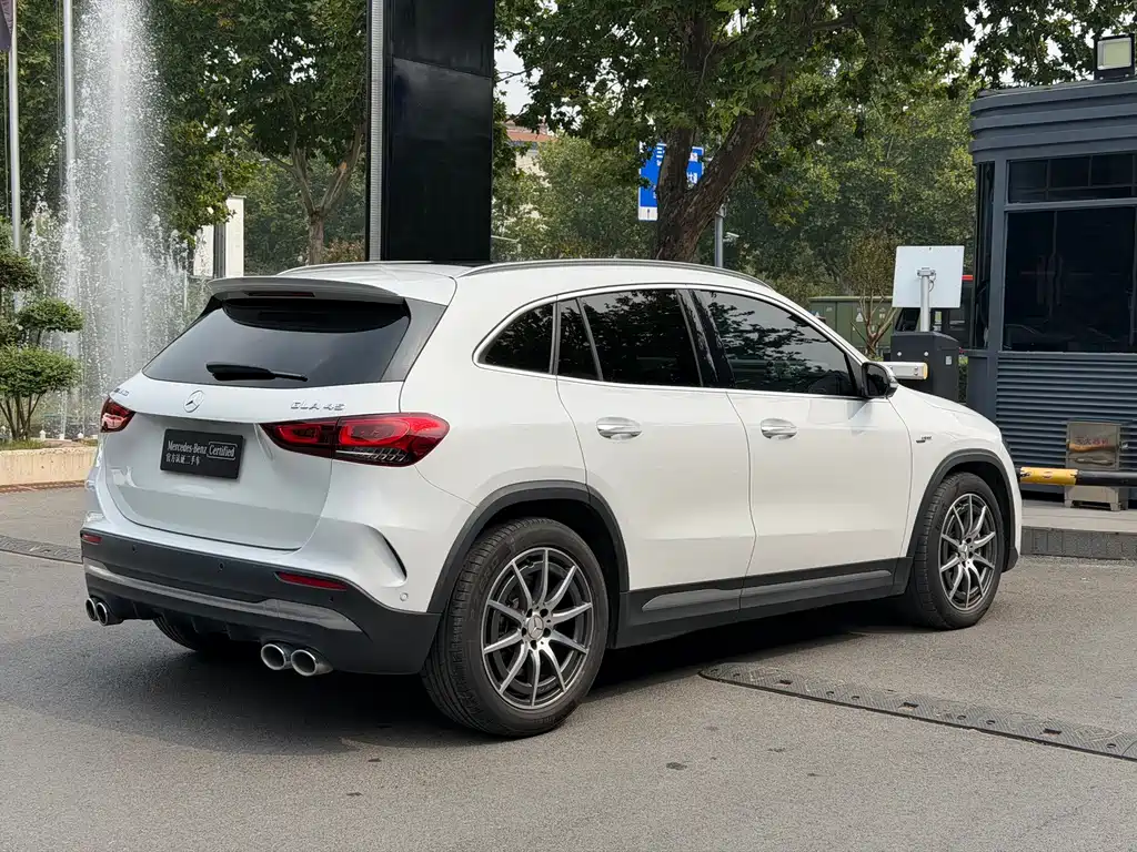 Mercedes-Benz GLA AMG — фото 13