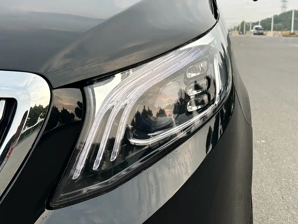 Mercedes-Benz Vito — фото 20