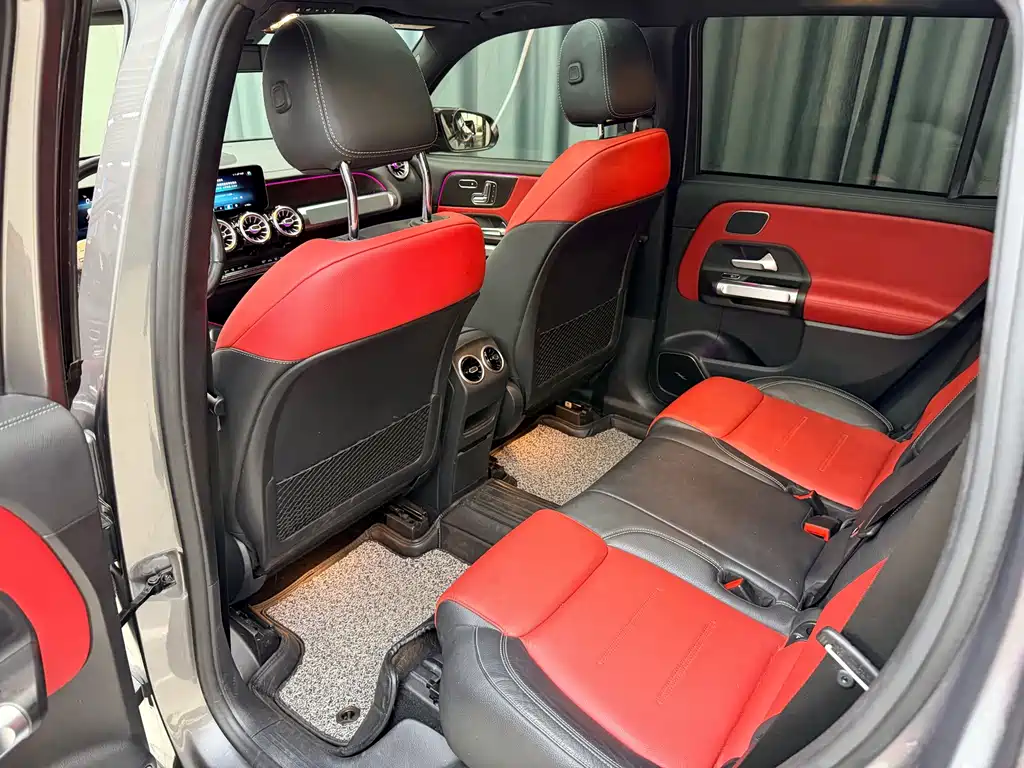Mercedes-Benz GLB AMG — фото 14