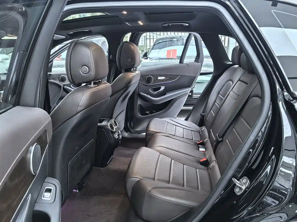 Mercedes-Benz GLC — фото 10