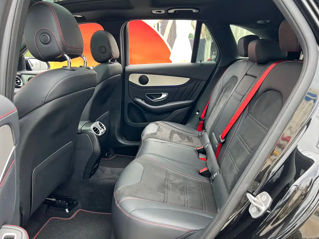 Mercedes-Benz GLC AMG — фото 14