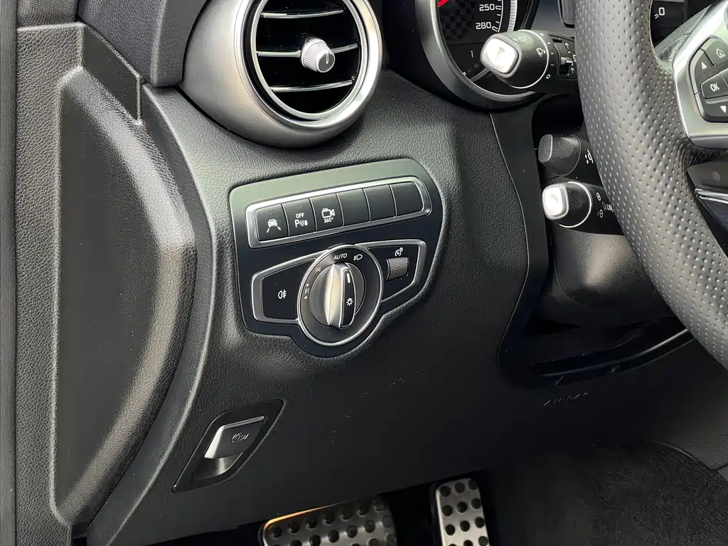 Mercedes-Benz GLC AMG — фото 21